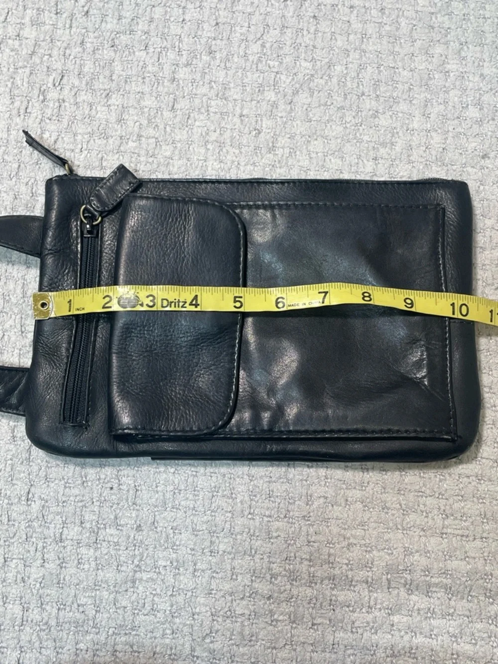 Vintage HOBO International Black Leather Crossbody Travel Bag Purse